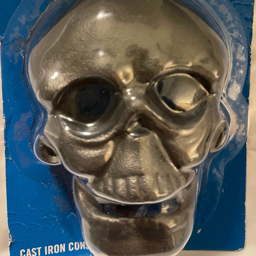 Skull bottle opener